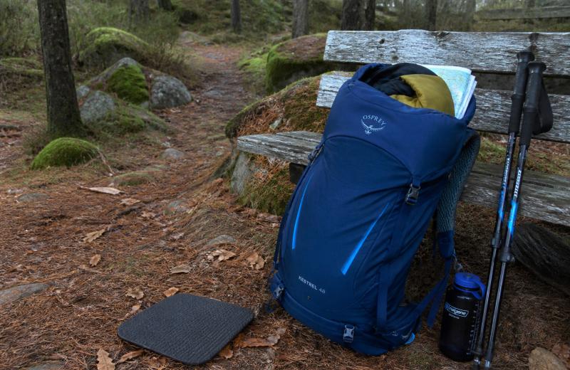 Osprey Mens Kestrel 48 Atlas Blue